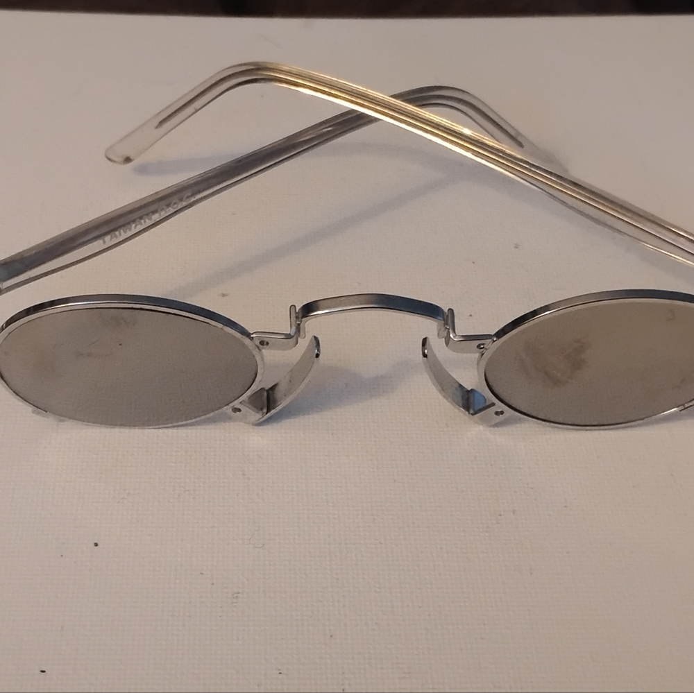 Rare Vintage Unisex Metal/plastic Sunglasses NOS - Picture 2 of 4